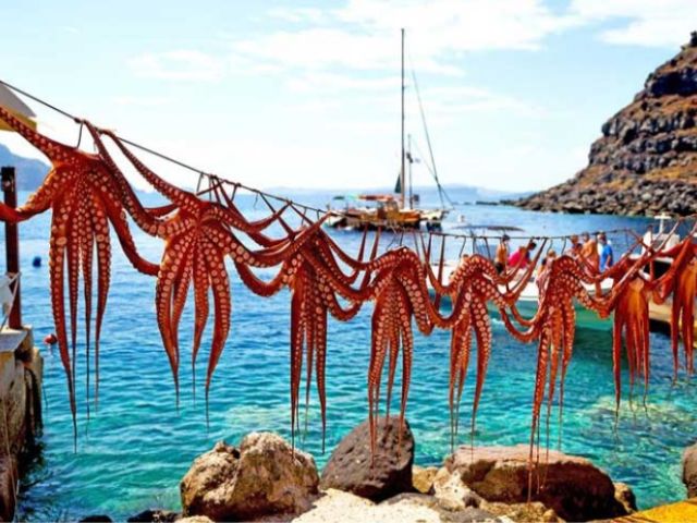Kuşadası Çıkışlı Türkçe Rehberli Samos Turu  2 Gece - 3 Gün