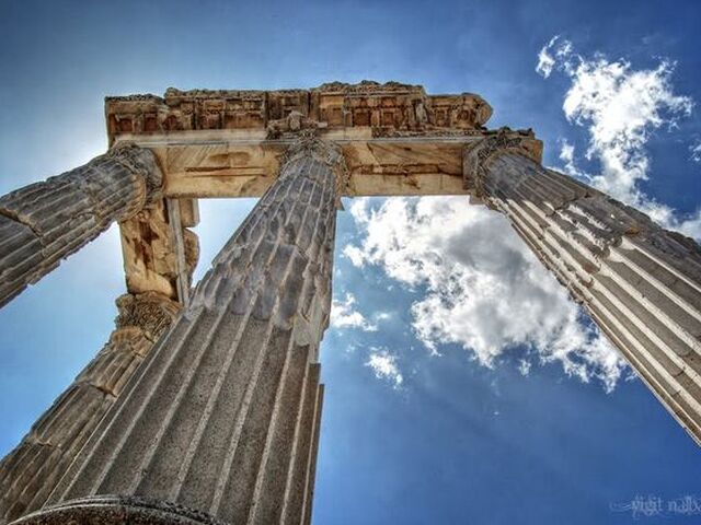 BERGAMA AŞIKLAR ŞELALESİ (GÜNÜBİRLİK)