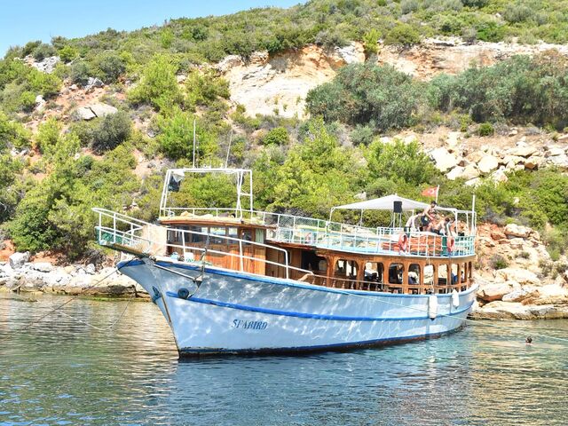 Kuşadası Tekne Turu (GÜNÜBİRLİK)